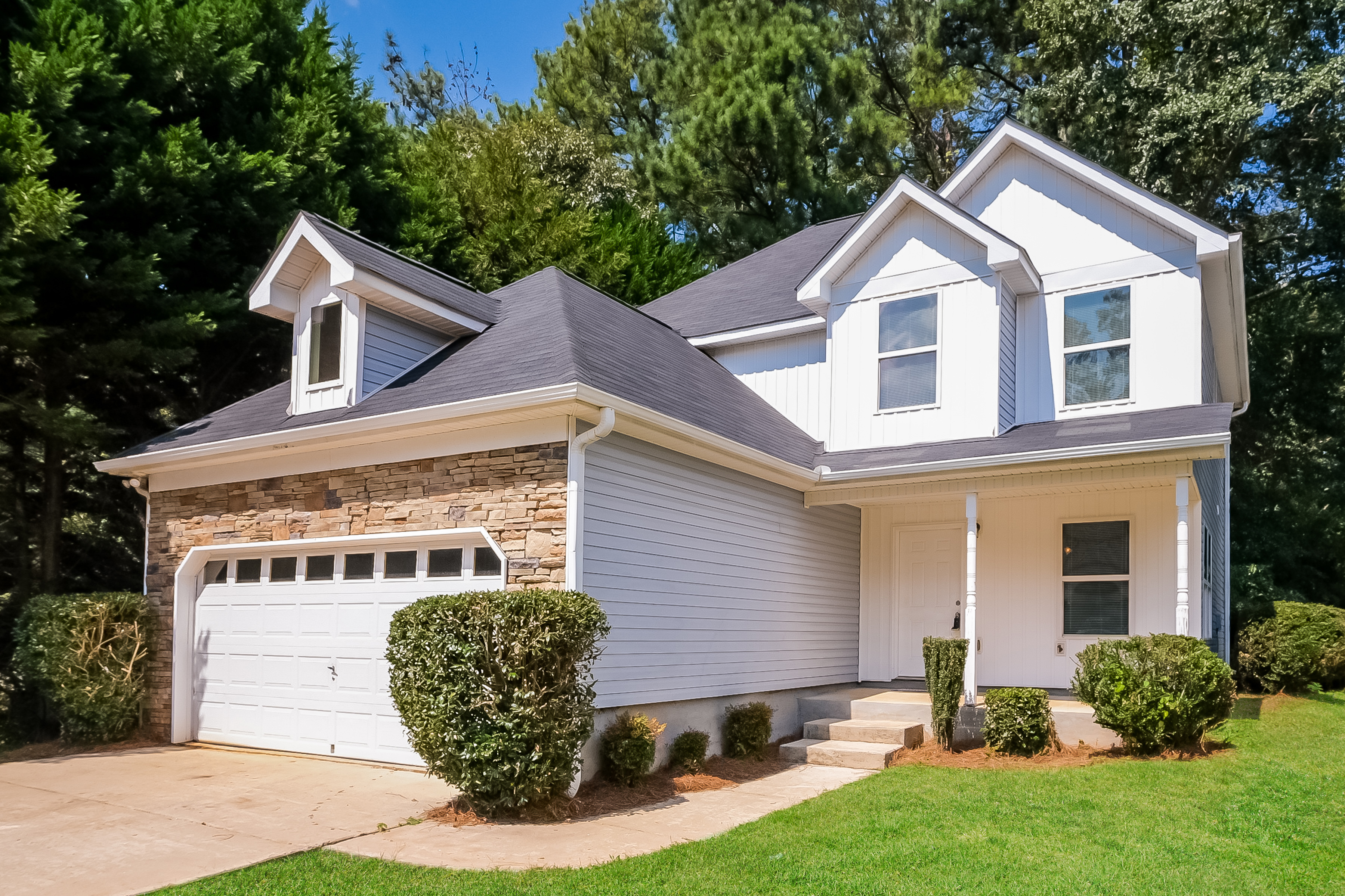 15 MAGAN CT Porterdale, GA 30014